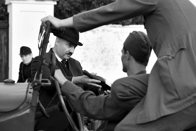 1945 - Kuvat elokuvasta - Péter Rudolf