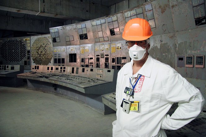 Stavba černobylského sarkofágu - Z filmu