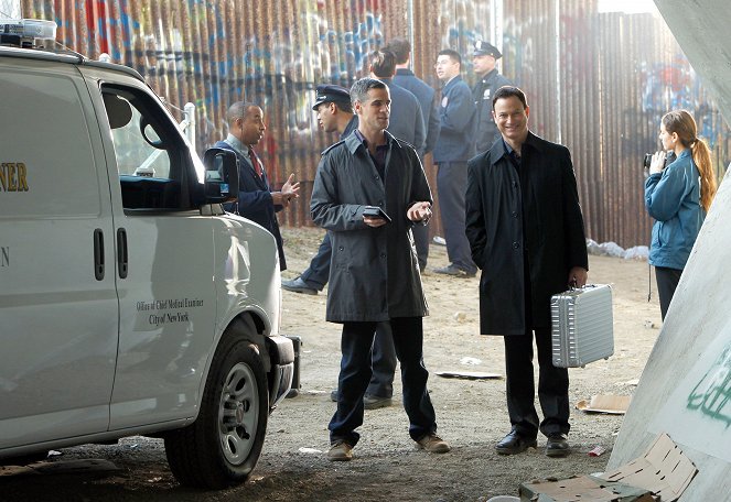 CSI: NY - Clean Sweep - Van film - Eddie Cahill, Gary Sinise