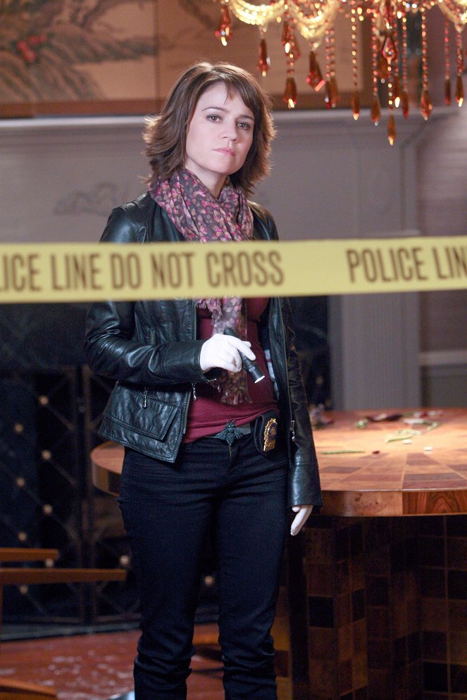 CSI: NY - Season 8 - Who's There? - Photos - Anna Belknap