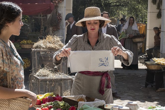 The Durrells - Episode 5 - Photos - Keeley Hawes