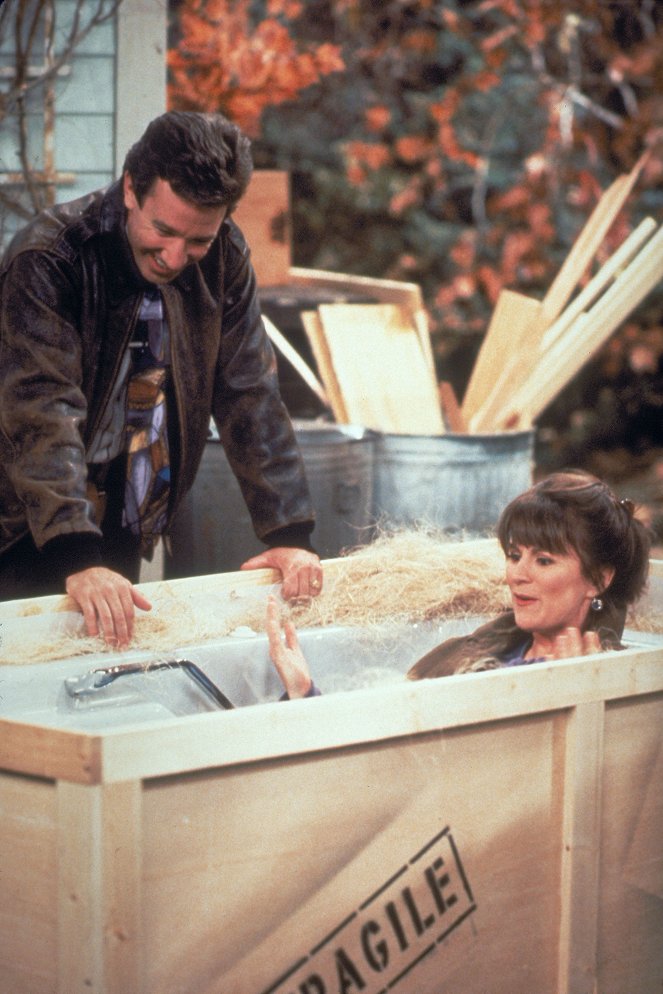 Home Improvement - Season 1 - Bubble, Bubble, Toil and Trouble - Photos - Tim Allen, Patricia Richardson