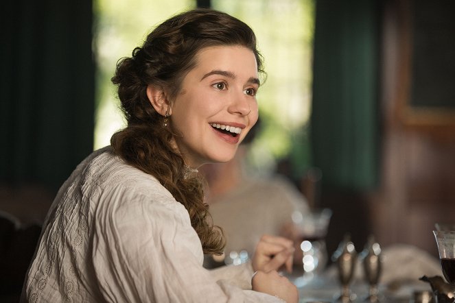 Howards End - Episode 1 - Photos - Philippa Coulthard