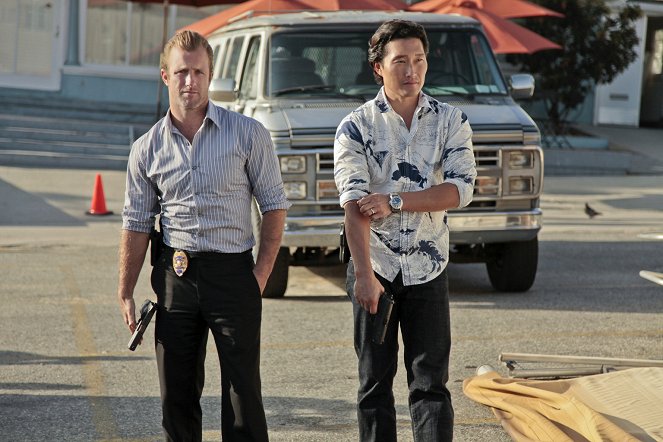 Námořní vyšetřovací služba L. A. - Dotek smrti - Z filmu - Scott Caan, Daniel Dae Kim