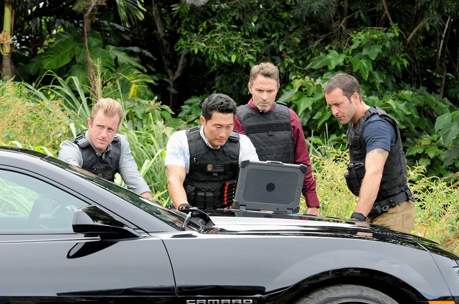 Hawaii Five-0 - Partra vetett hal - Filmfotók - Scott Caan, Daniel Dae Kim, Tim Daly, Alex O'Loughlin