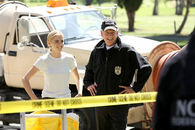 NCIS - Námorný vyšetrovací úrad - Admirálova dcéra - Z filmu - Emily Wickersham, Mark Harmon