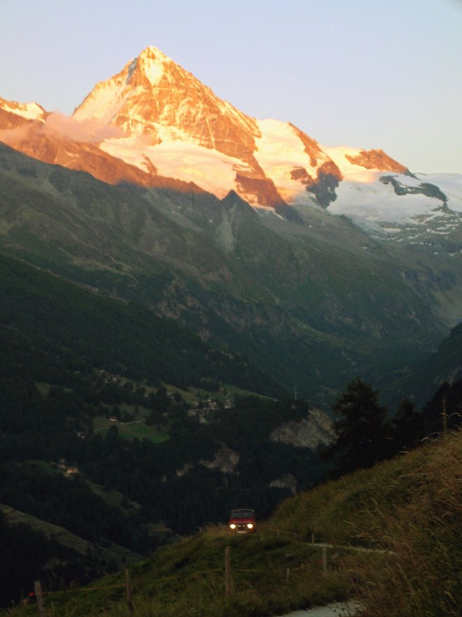 Die kulinarischen Abenteuer der Sarah Wiener in den Alpen - Photos
