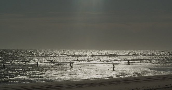 El mar nos mira de lejos - Kuvat elokuvasta