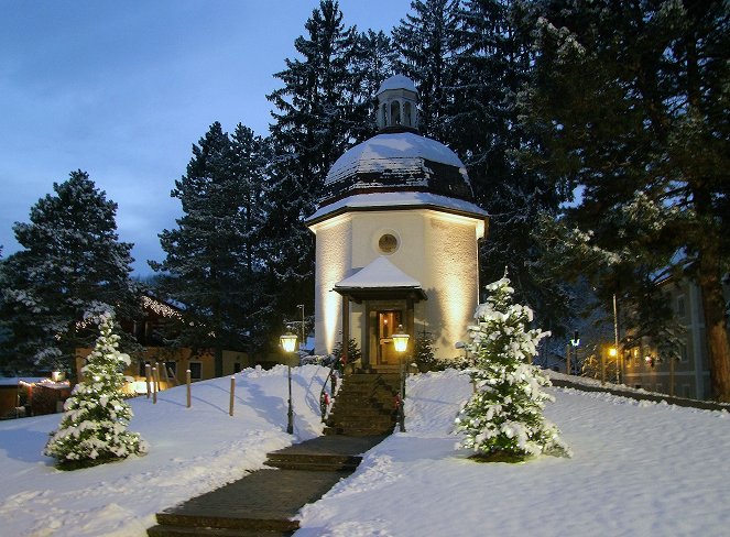 The First Silent Night - De la película