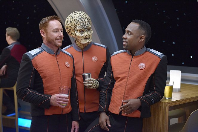 The Orville - New Dimensions - Photos - Scott Grimes, Mike Henry, J. Lee