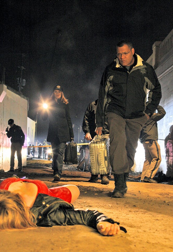 CSI: Crime Scene Investigation - Season 9 - Mascara - Photos - Marg Helgenberger, Laurence Fishburne
