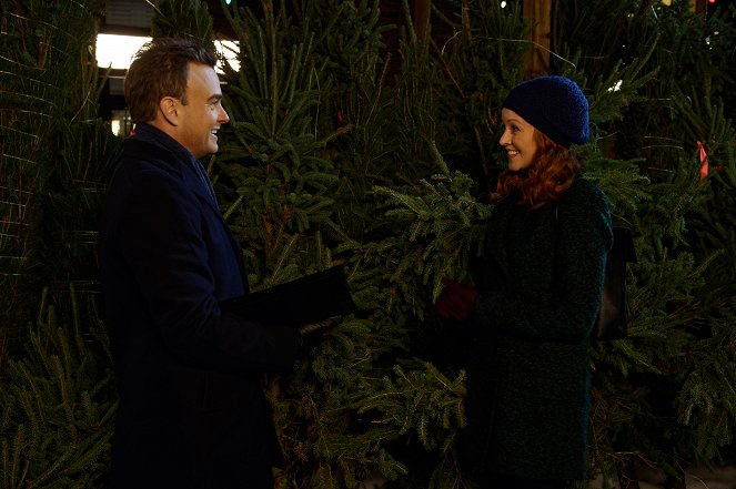 Sound of Christmas - Van film - Robin Dunne, Lindy Booth