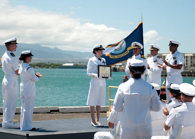Hawaii Five-0 - Elesett hős - Filmfotók - Michelle Borth