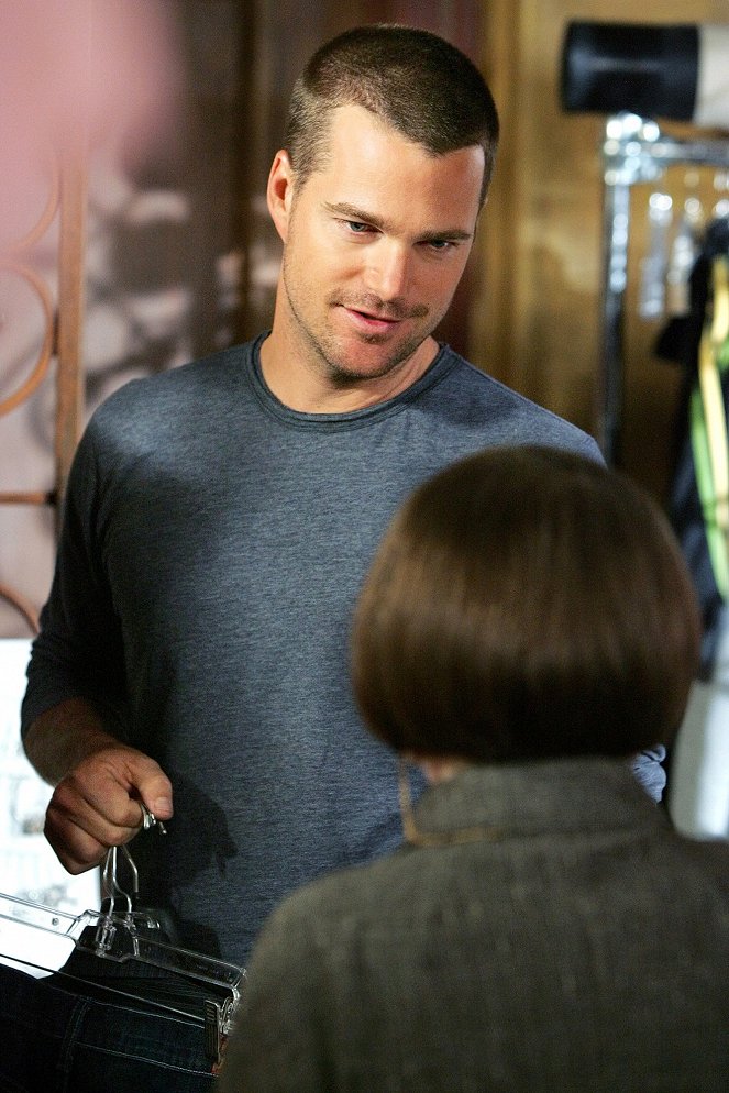 NCIS: Los Angeles - Identity - Photos - Chris O'Donnell