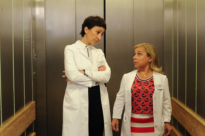 Dr. Klein - Season 4 - Fiasko - De la película - Renan Demirkan, Christine Urspruch
