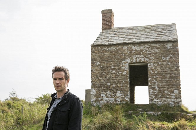 Broadchurch - The End Is Where It Begins - Episode 4 - Photos - James D'Arcy
