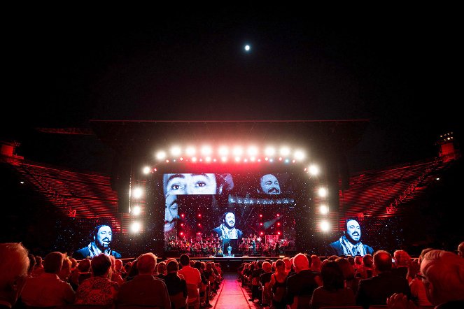 Pavarotti Memorial Concert aus der Arena di Verona - Filmfotos