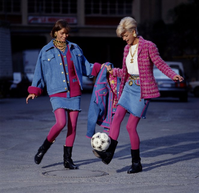 Fashion in the 1990's - Photos