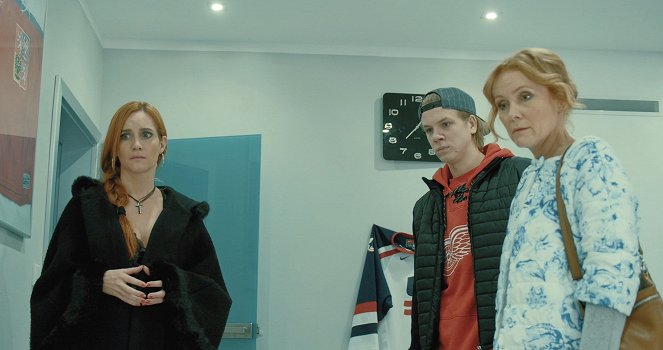 Lajna - Bůh - De la película - Hana Vagnerová, Zdeněk Piškula, Petra Špindlerová