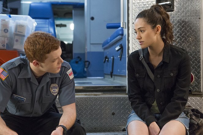 Shameless - Icarus Fell and Rusty Ate Him - Photos - Cameron Monaghan, Emmy Rossum
