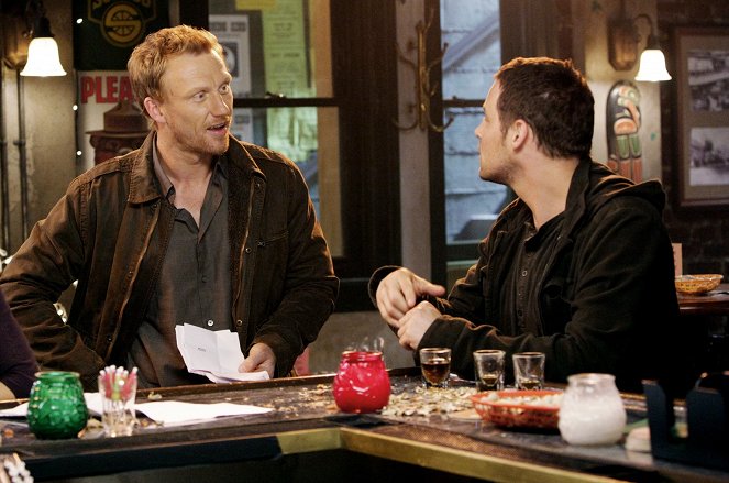 Grey's Anatomy - I Will Survive - Photos - Kevin McKidd, Justin Chambers