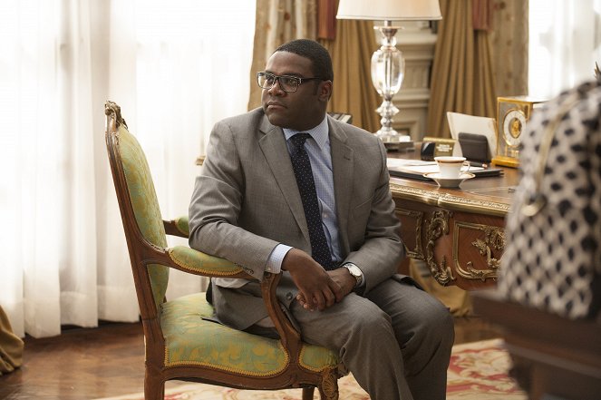 Veep - Season 6 - Qatar - Photos - Sam Richardson