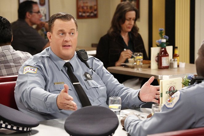 Mike & Molly - One Small Step for Mike - De la película - Billy Gardell