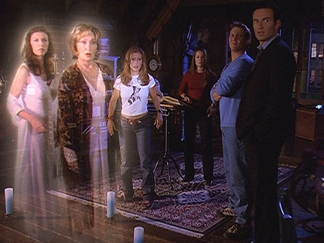 Czarodziejki - Season 4 - Charmed Again (1) - Z filmu - Finola Hughes, Jennifer Rhodes, Alyssa Milano, Holly Marie Combs, Brian Krause, Julian McMahon