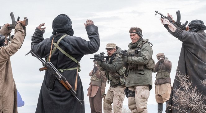 Operation: 12 Strong - Filmfotos - Michael Shannon