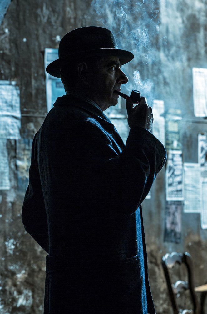 Maigret - Maigret in Montmartre - De la película - Rowan Atkinson