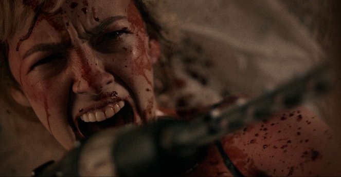 Rastro de sangre - De la película - Brittany Allen