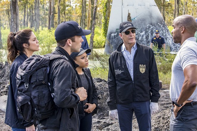 Agenci NCIS: Nowy Orlean - Season 3 - Course Correction - Z filmu - Vanessa Ferlito, Shalita Grant, Scott Bakula