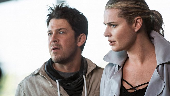 The Librarians - And the Steal of Fortune - Van film - Christian Kane, Rebecca Romijn