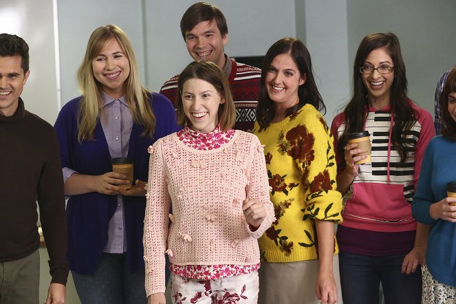 The Middle - Pitch Imperfect - Van film - Eden Sher, Maggie McClure