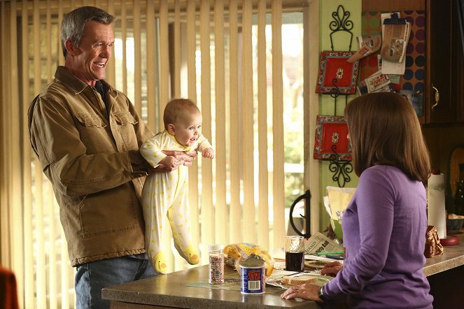 The Middle - Ovary and Out - Van film - Neil Flynn