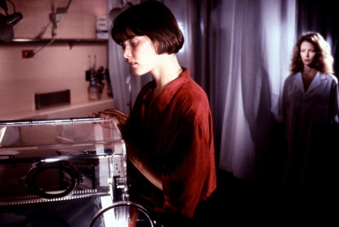 La Nurse - Film - Carey Lowell, Jenny Seagrove