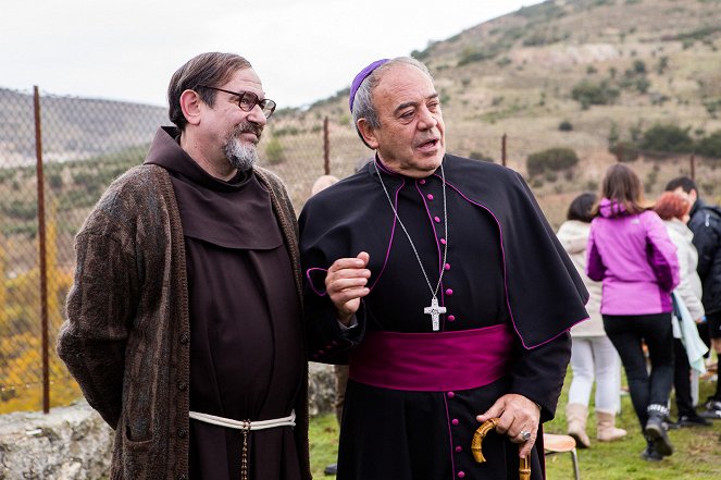 Que baje Dios y lo vea - Filmfotos - Karra Elejalde, Tito Valverde