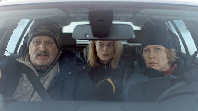 Åsa Larssons Rebecka Martinsson - Det blod som spillts del 2 - Filmfotók - Thomas Oredsson, Ida Engvoll, Eva Melander