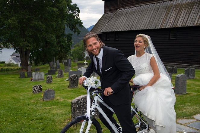 Kreuzfahrt ins Glück - Hochzeitsreise nach Norwegen - Kuvat elokuvasta