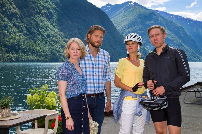 Kreuzfahrt ins Glück - Hochzeitsreise nach Norwegen - De la película
