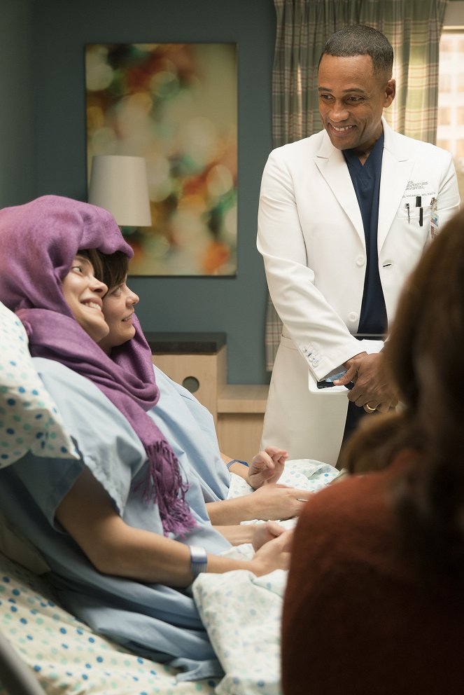 The Good Doctor - Islands: Part One - Photos - Hill Harper