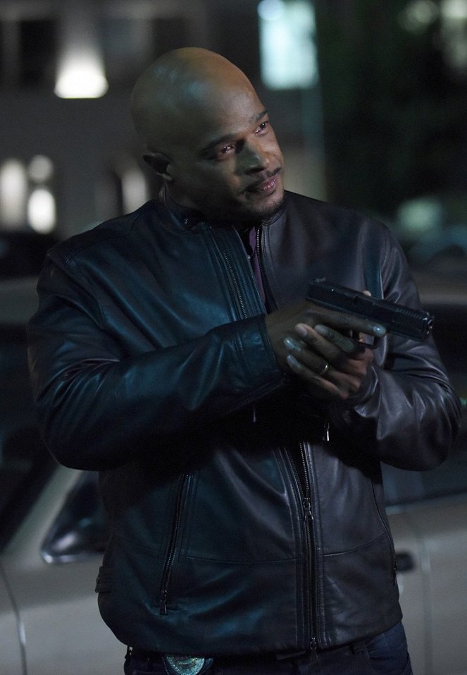 Lethal Weapon - Season 2 - Funny Money - Photos - Damon Wayans