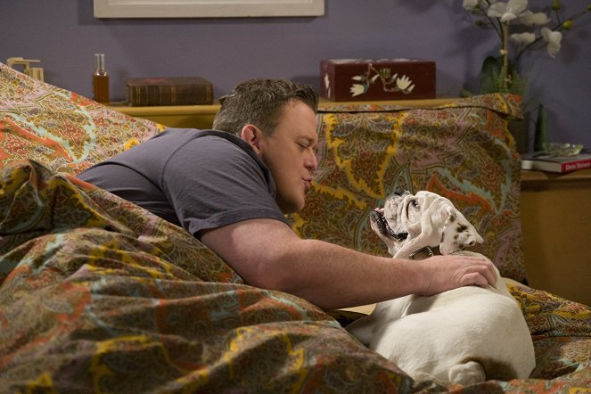 Mike & Molly - Season 6 - Wochenende mit Hund - Filmfotos - Billy Gardell