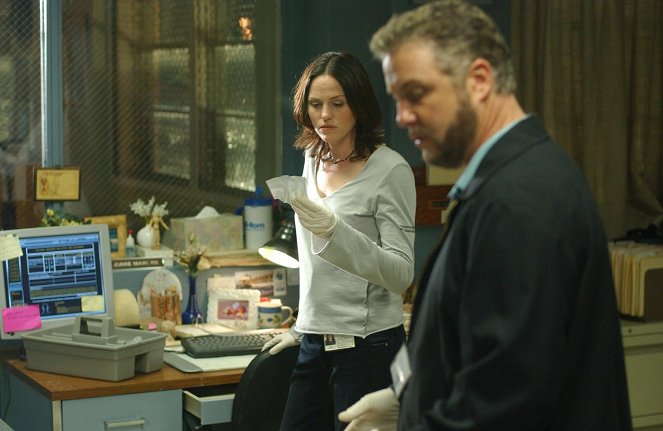 CSI: Crime Scene Investigation - Committed - Van film - Jorja Fox