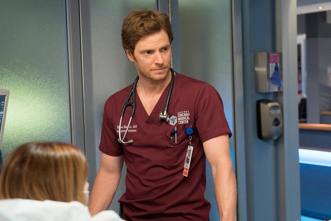 Chicago Med - 100% bio - Film - Nick Gehlfuss