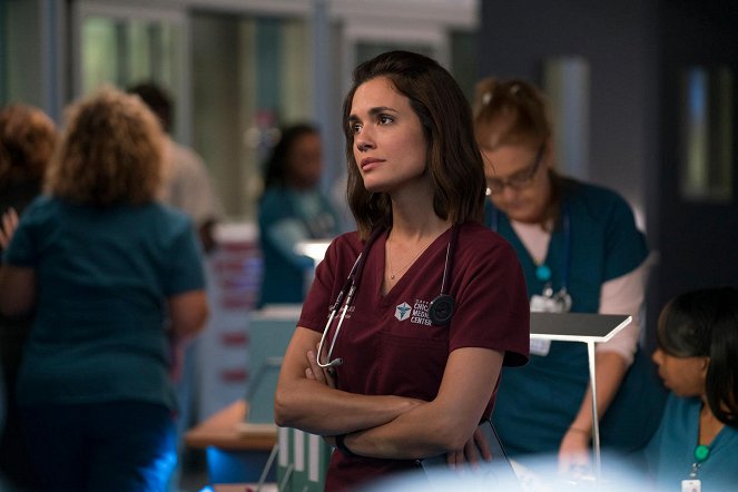 Chicago Med - Nothing to Fear - Van film - Torrey DeVitto