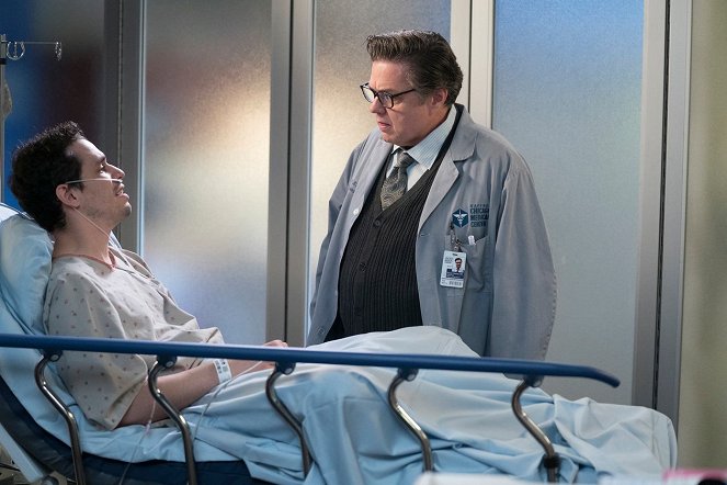 Chicago Med - Trust Your Gut - Z filmu - Oliver Platt