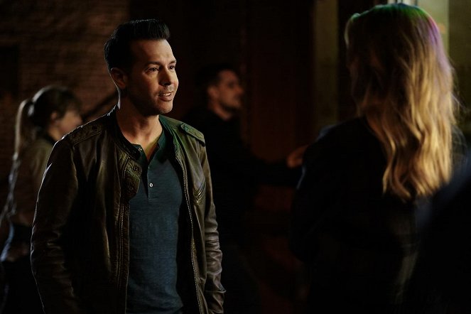 Chicago Fire - A Man's Legacy - Van film - Jon Seda