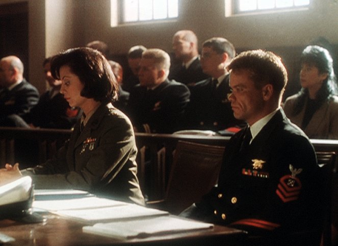 JAG - Vojenská generálna prokuratúra - Heroes - Z filmu - Catherine Bell
