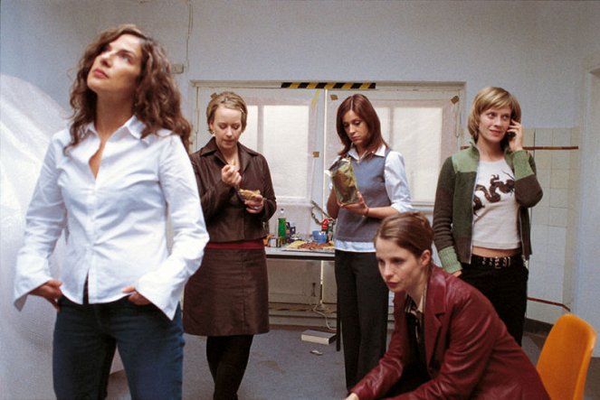 Schöne Frauen - Do filme - Clelia Sarto, Floriane Daniel, Ulrike C. Tscharre, Julia Jäger, Caroline Peters